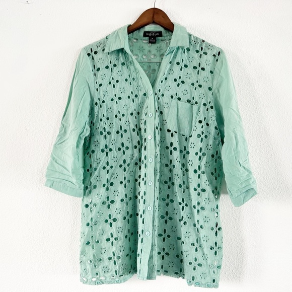 August Silk cotton top with eyelet design Split Neck Roll Tab muted green Sz XL - Picture 1 of 8